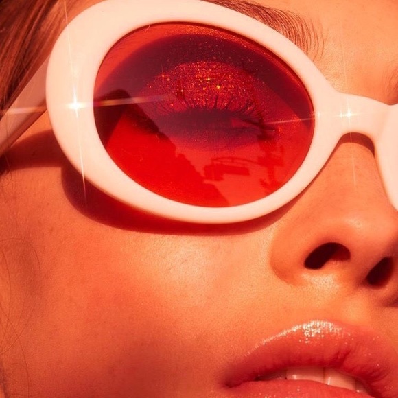 Meet your Posher, Kayla - Picture 1 of 1